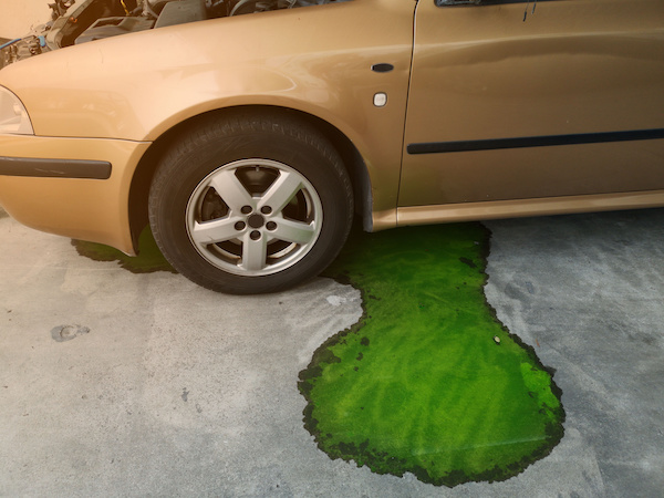 Color Coding Your Vehicle’s Fluid Leak